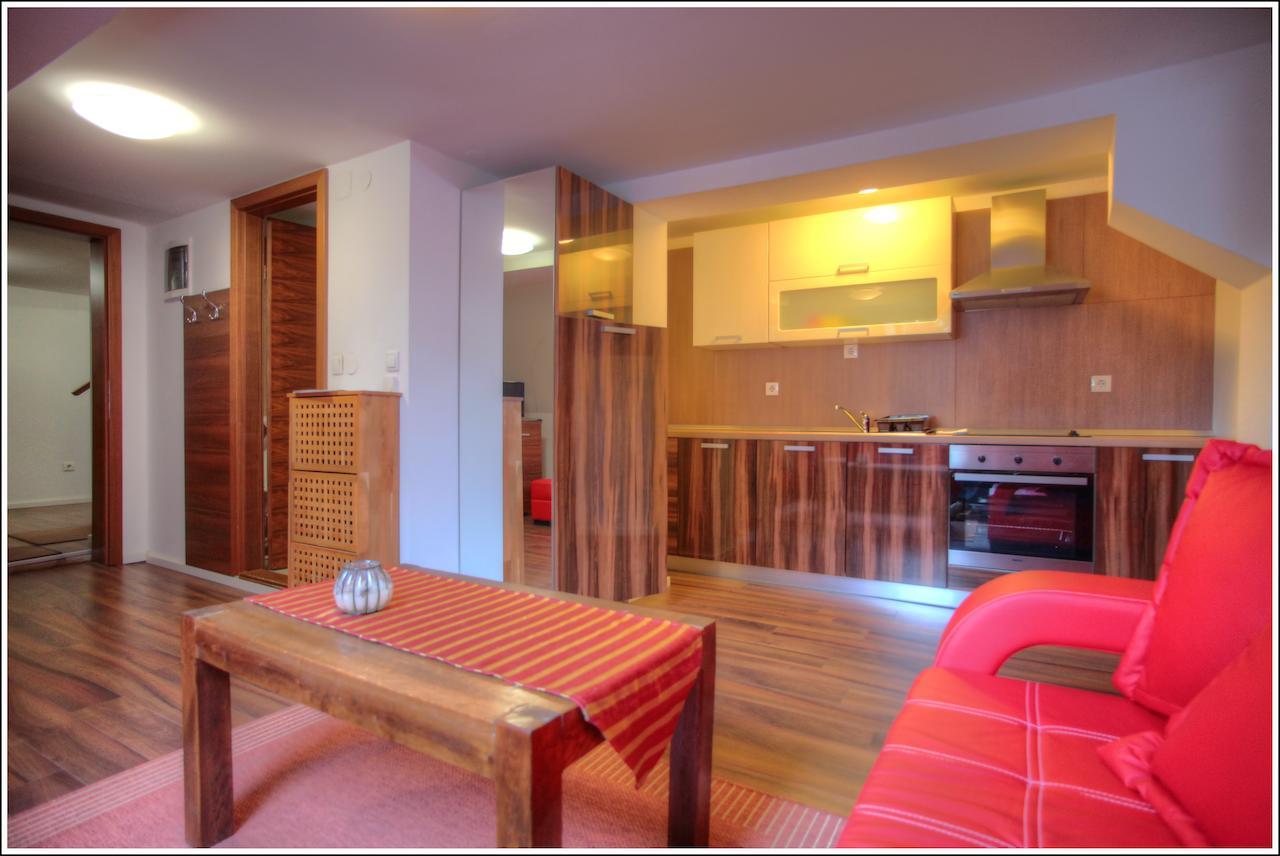 Bokun Apartments I Sisak Exterior photo